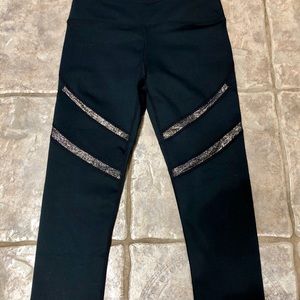 Fabletics capris